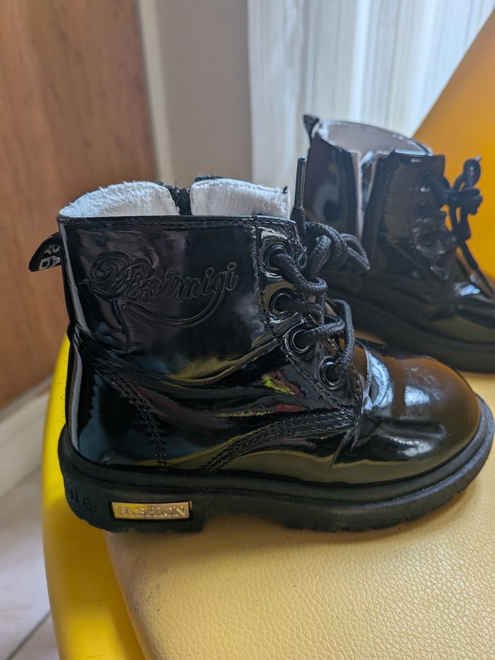 Bottines noires vernies très bon état