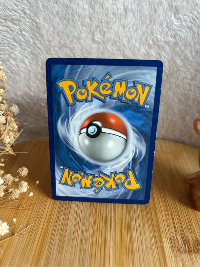 Carte Pokémon Pikachu 25/25 – Collection 25e Anniversaire McDonald’s (2021) - photo numéro 4