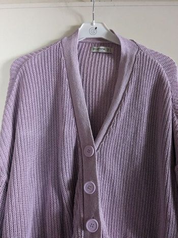 Gilet Stradivarius lila. Taille M