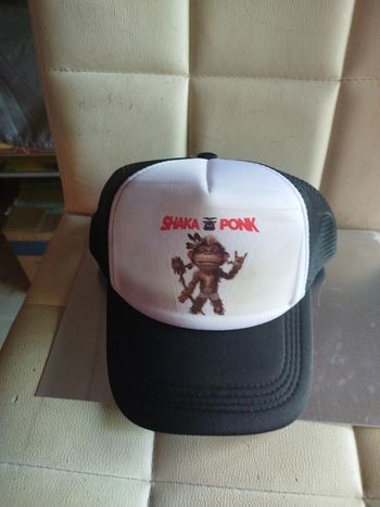 casquette motif shaka ponk neuf