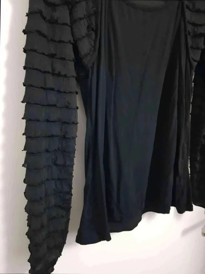 Haut  manche  froufrou  taille 38 40 - photo numéro 3