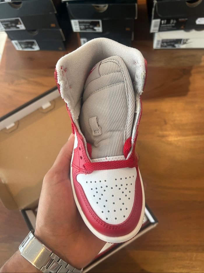 Jordan 1 taille 28.5 - photo numéro 2