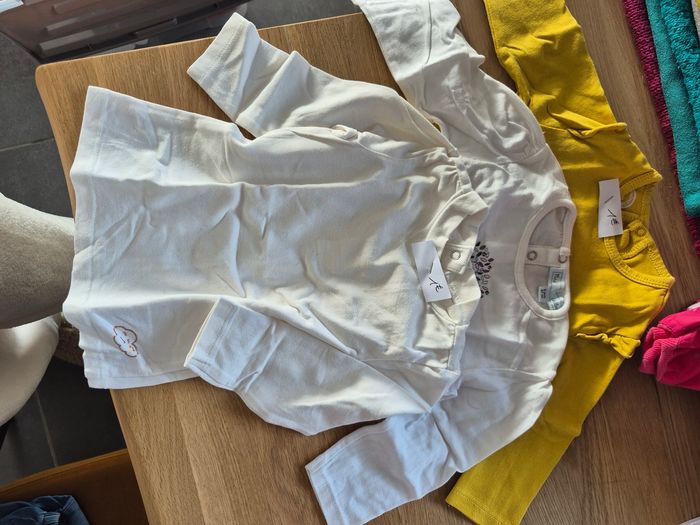 Lot 3 tee shirts manches longues