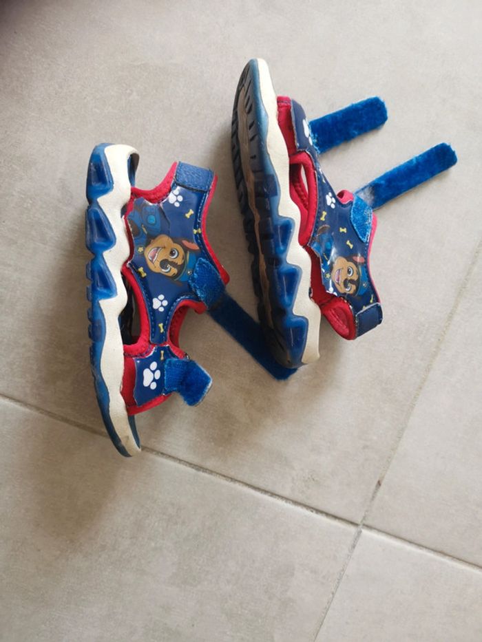 sandale lumineuse garcon