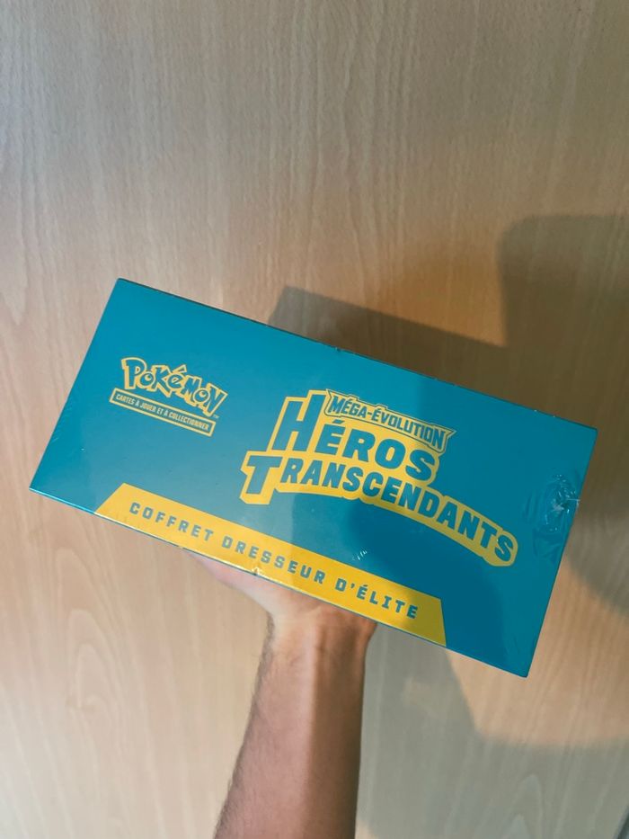 ETB Me2.5 Héros Transcendants Scellé Pokémon - photo numéro 5