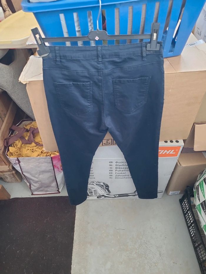 Pantalon bleu marine - photo numéro 2