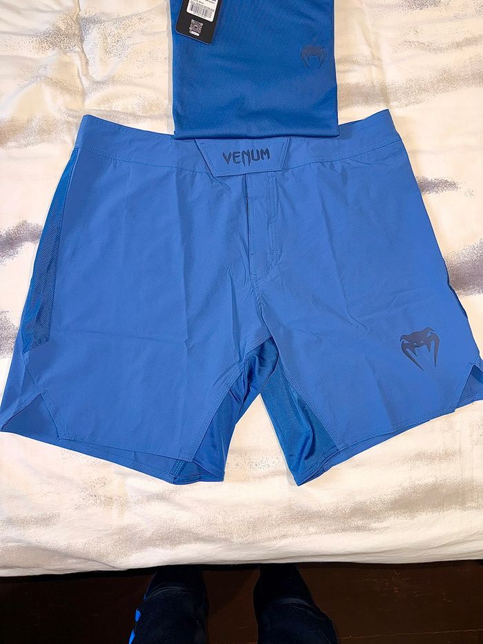 Ensemble Venum Contender Bleu – Rashguard & Fightshort MMA – Neuf XL - photo numéro 2