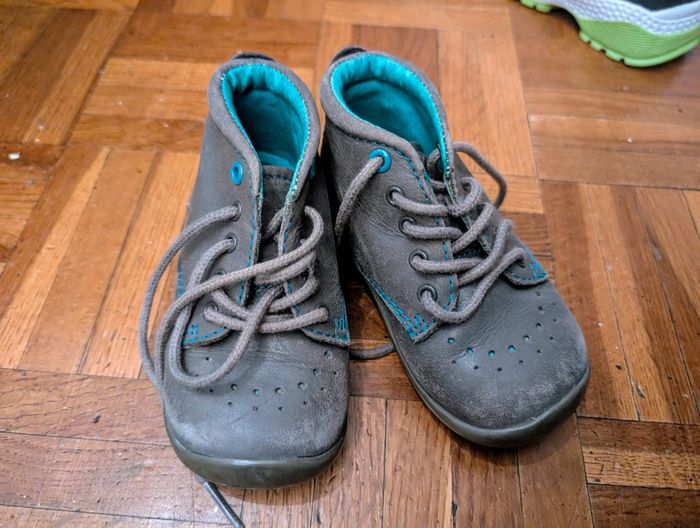 Bottines cuir gris mixte pointure 21