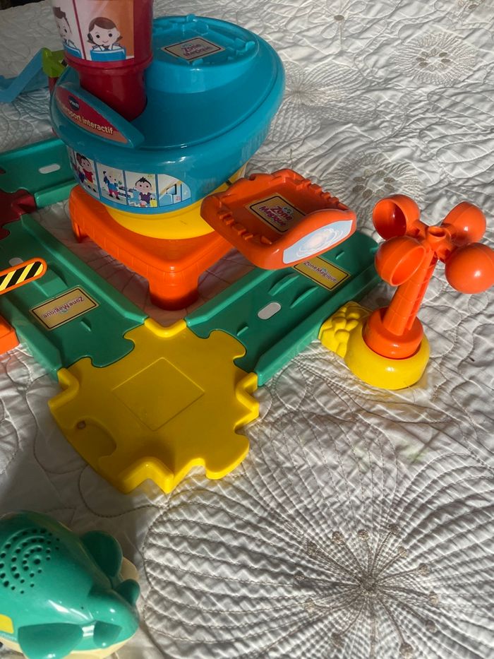 Mon aéroport interactif tut tut bolides - photo numéro 6