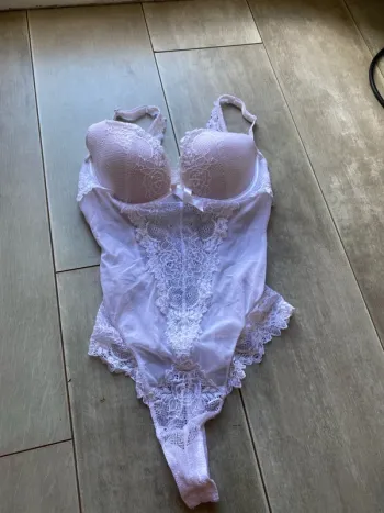 Body Valège, taille 90 B