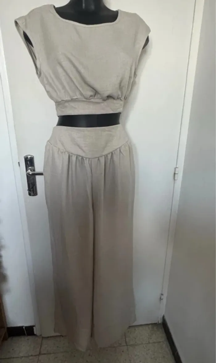 Top + pantalon élégant taille M femme