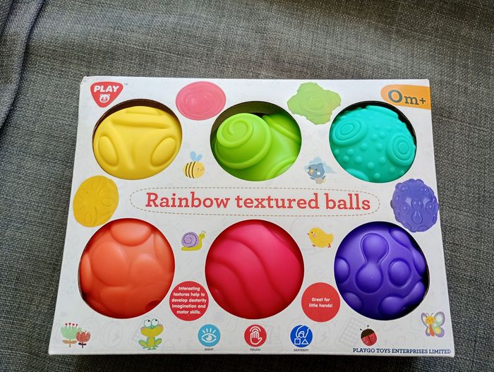 Balles de proprioception neuves avec étiquette