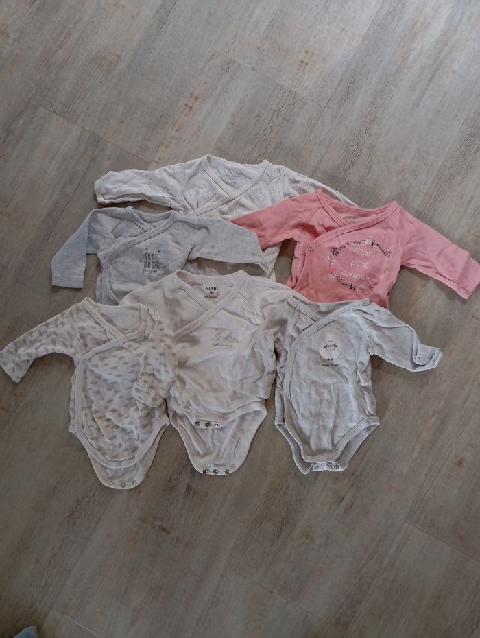 Lot bébé fille 1 mois - photo numéro 2