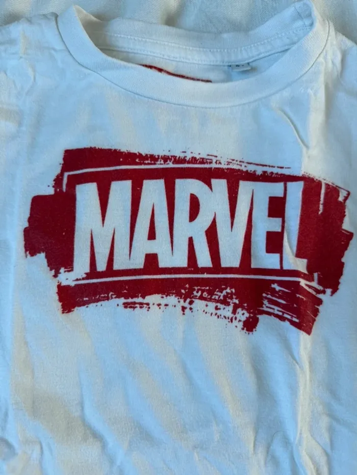 TEE shirt Marvel - photo numéro 2