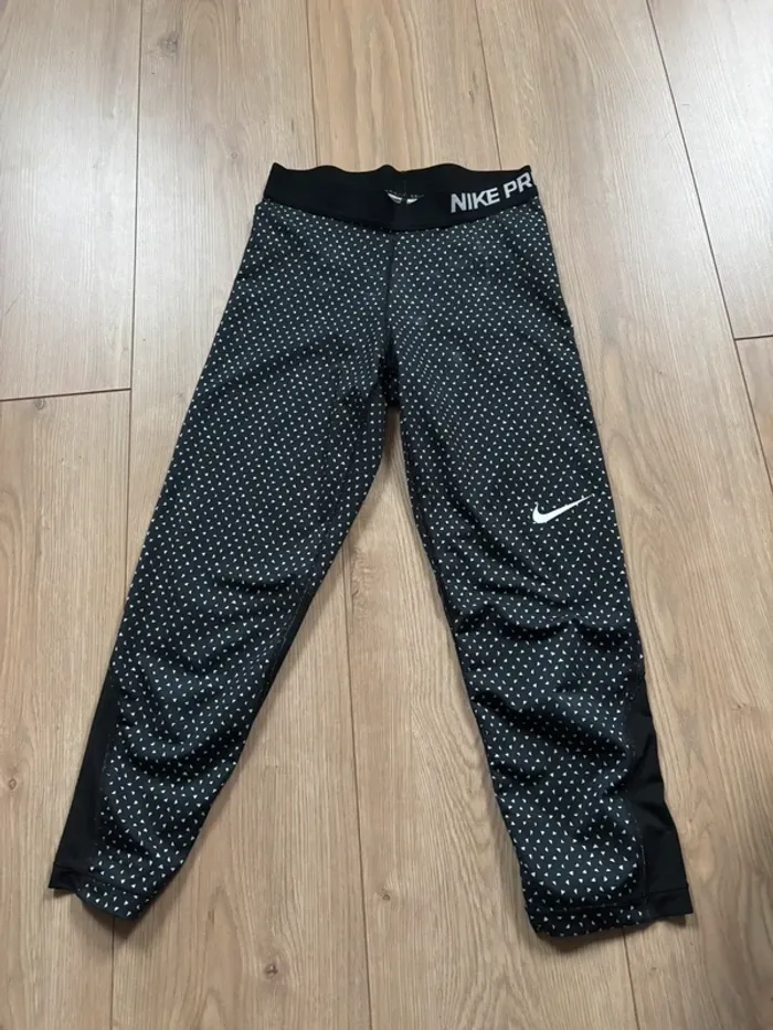 legging court nike dry fit taille S
