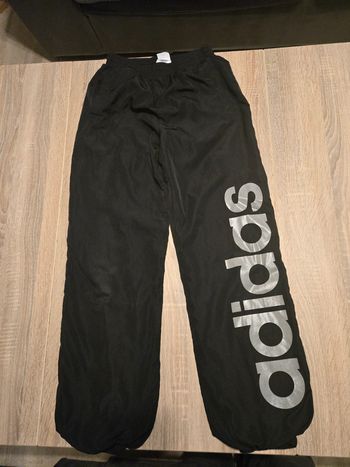 Pantalon jogging adidas 13 14 ans état impeccable