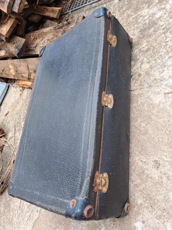 Ancienne valise en carton - photo numéro 5