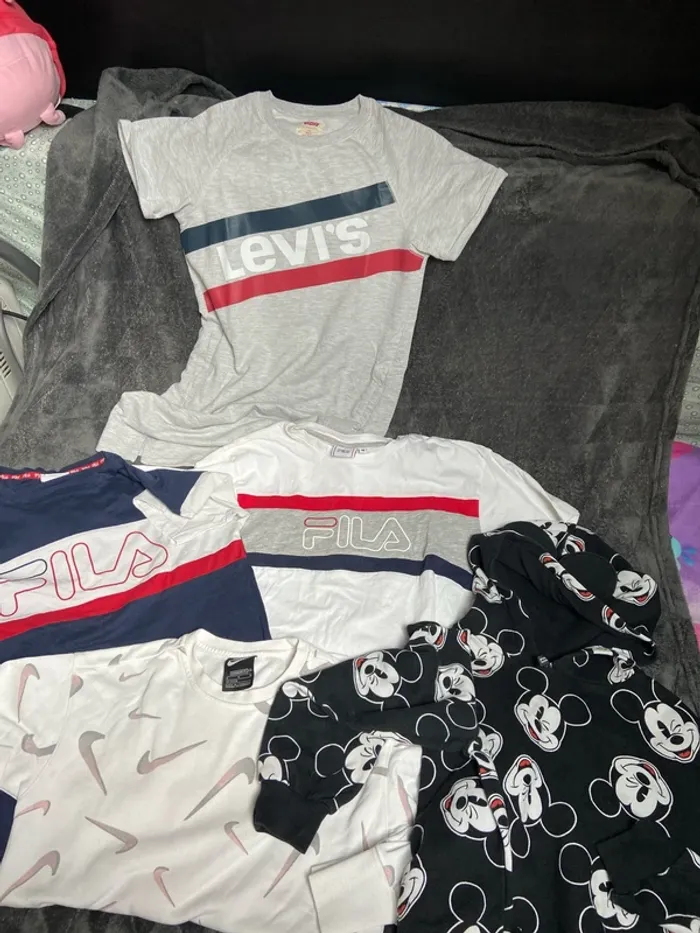 Lot vêtements de marque