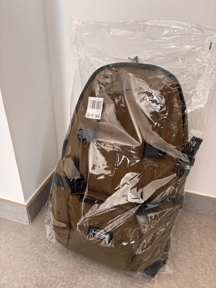 Sac à dos Eastpak Floid 16 litres Neuf - photo numéro 9