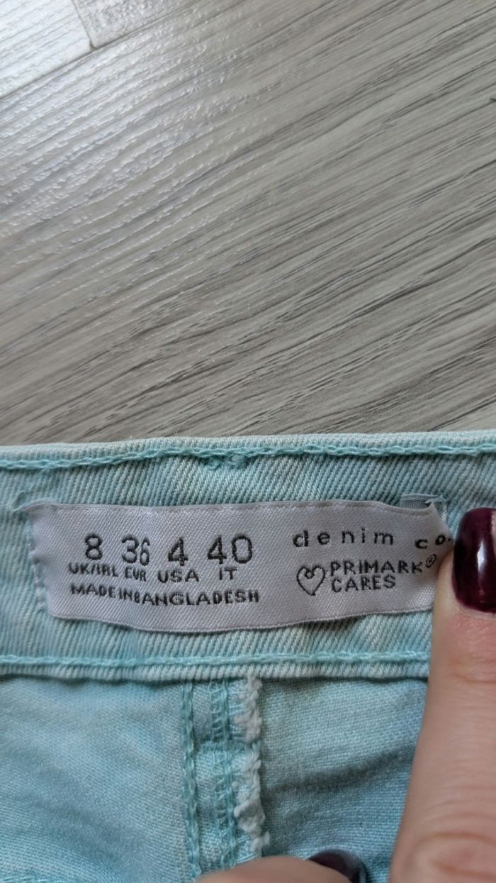 Short court bleu ciel taille 36 - photo numéro 4