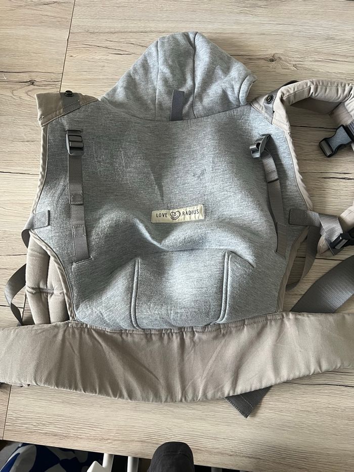 Porte bébé physiologique Live Radius