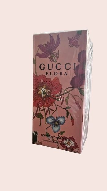 Neuf avec étiquette·Gucci