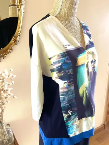 Sublime Haut graphique Zara - style arty et original