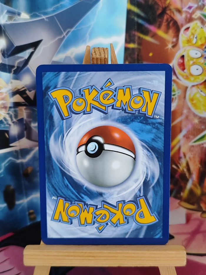 Hoothoot reverse 77/131 Évolutions Prismatiques - photo numéro 2