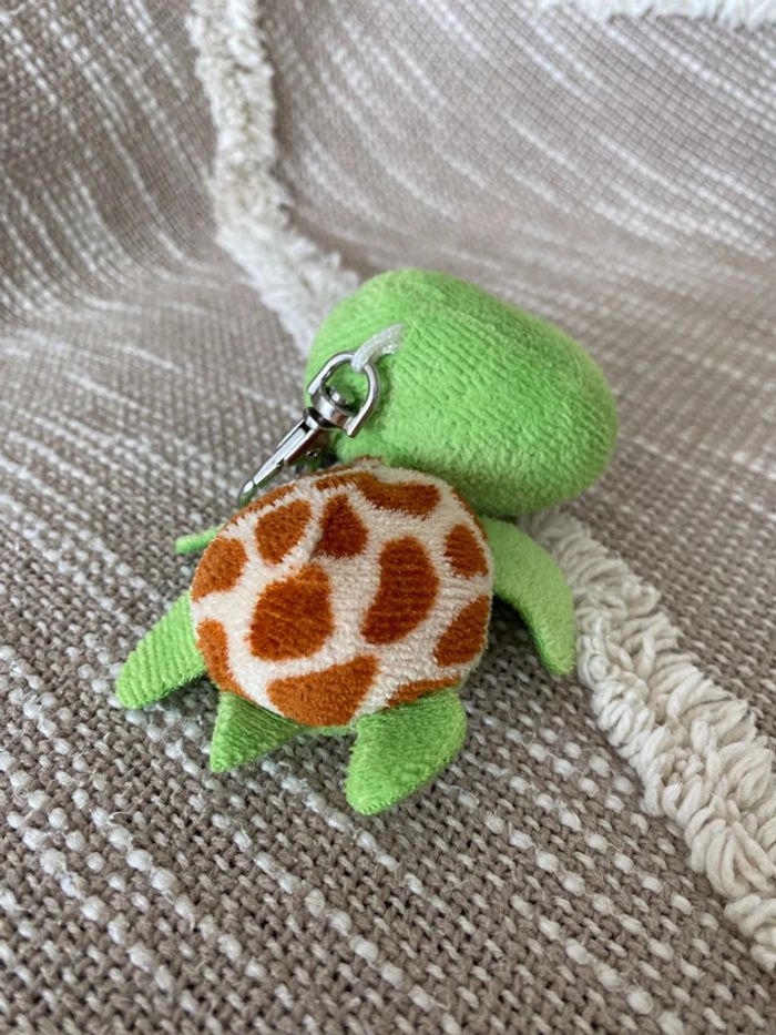 Peluche porte clé 10cm TY tortue verte et marron yeux brillant très bon état - photo numéro 4