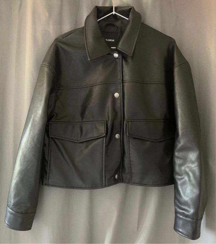Veste noire en similicuir