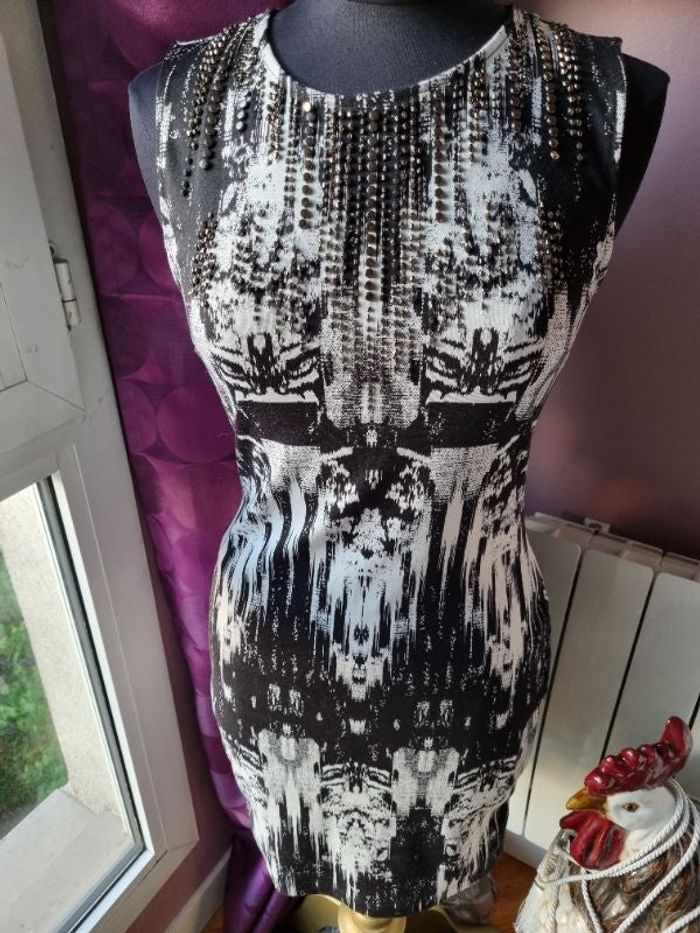 Jolie robe taille S