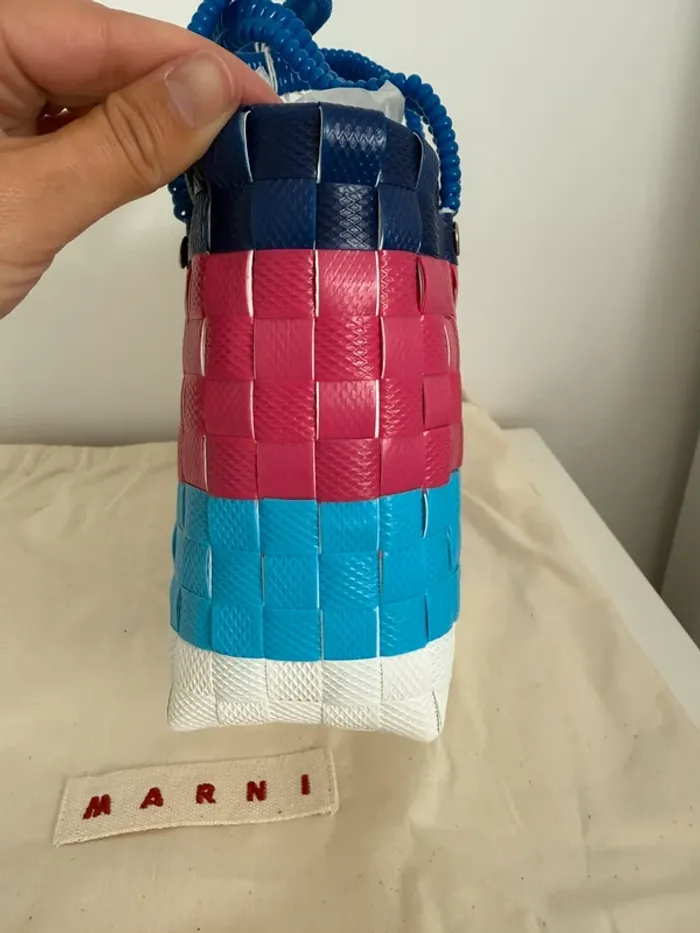 Mini sac Marni neuf avec étiquette - photo numéro 4