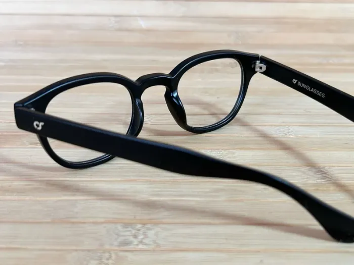 Paire de lunettes de soleil P*6 - photo numéro 13