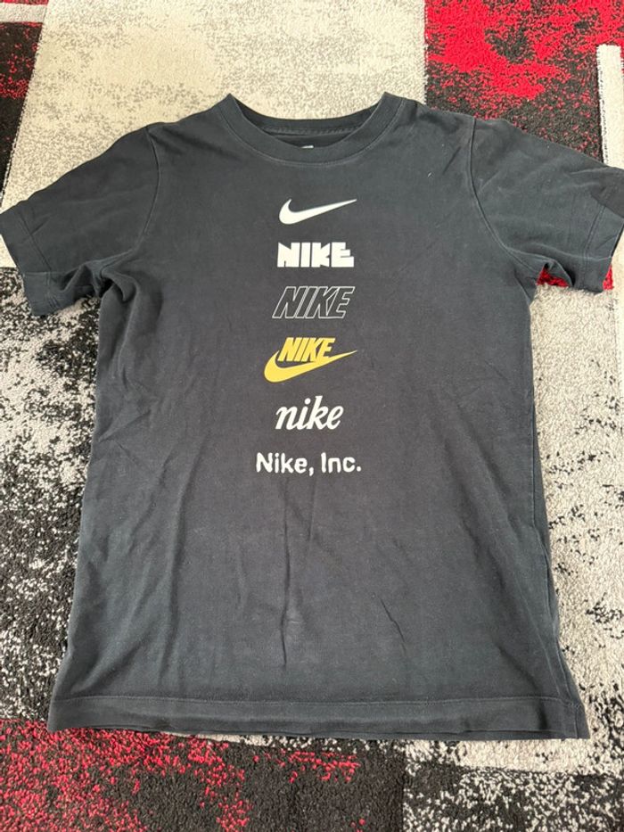 T-shirt Nike noir