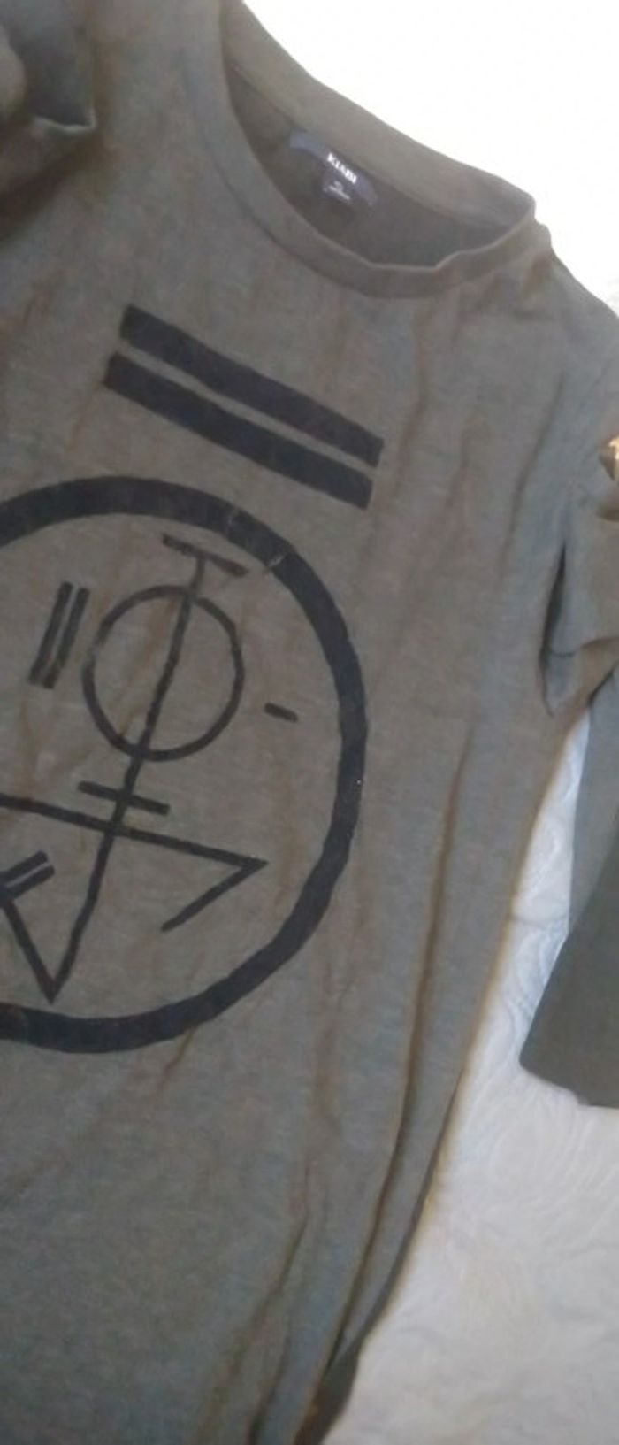 Tee très long flocage velours gris et noir neuf garçon 14 ans kiabi - photo numéro 8