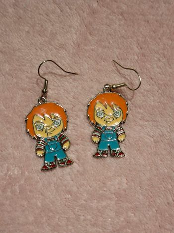 Boucles d'oreilles Chucky la poupée qui tue