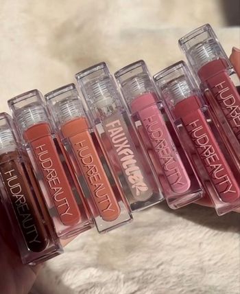 Maquillage Huda beauty