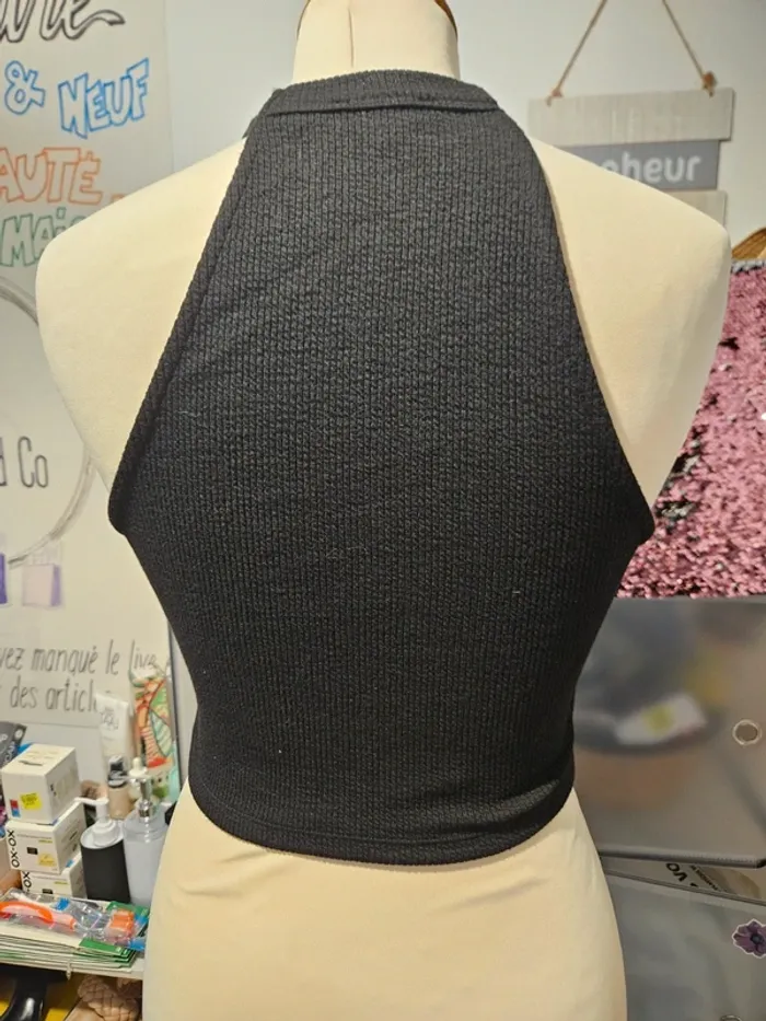 Crop-top noir manches américaines Jennyfer 36 #lora11femme36 - photo numéro 2