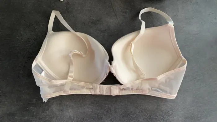 Soutien gorge - photo numéro 2