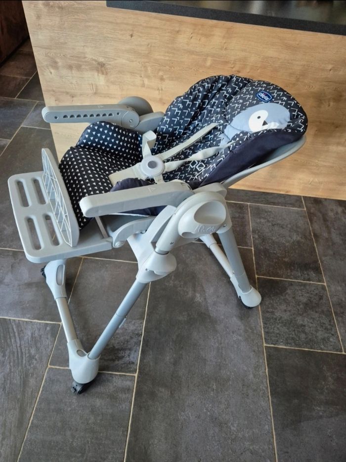 Chaise haute - photo numéro 6