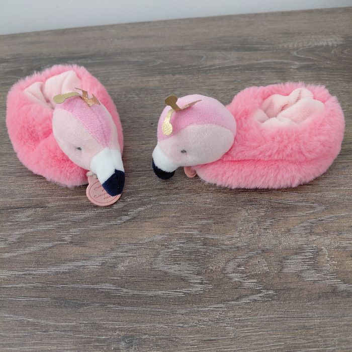 Doudou et Compagnie- petits chaussons 0/6 mois flamants roses