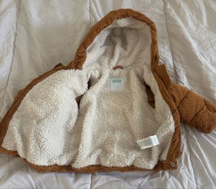 manteau, veste et robe  fille 6 mois - photo numéro 2