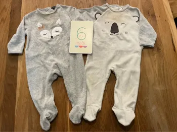 Lot pyjamas 6 mois