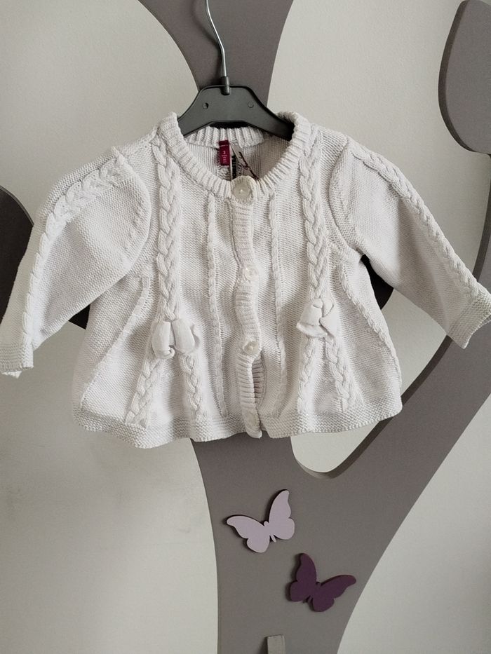 Magnifique gilet blanc Orchestra taille 3 mois