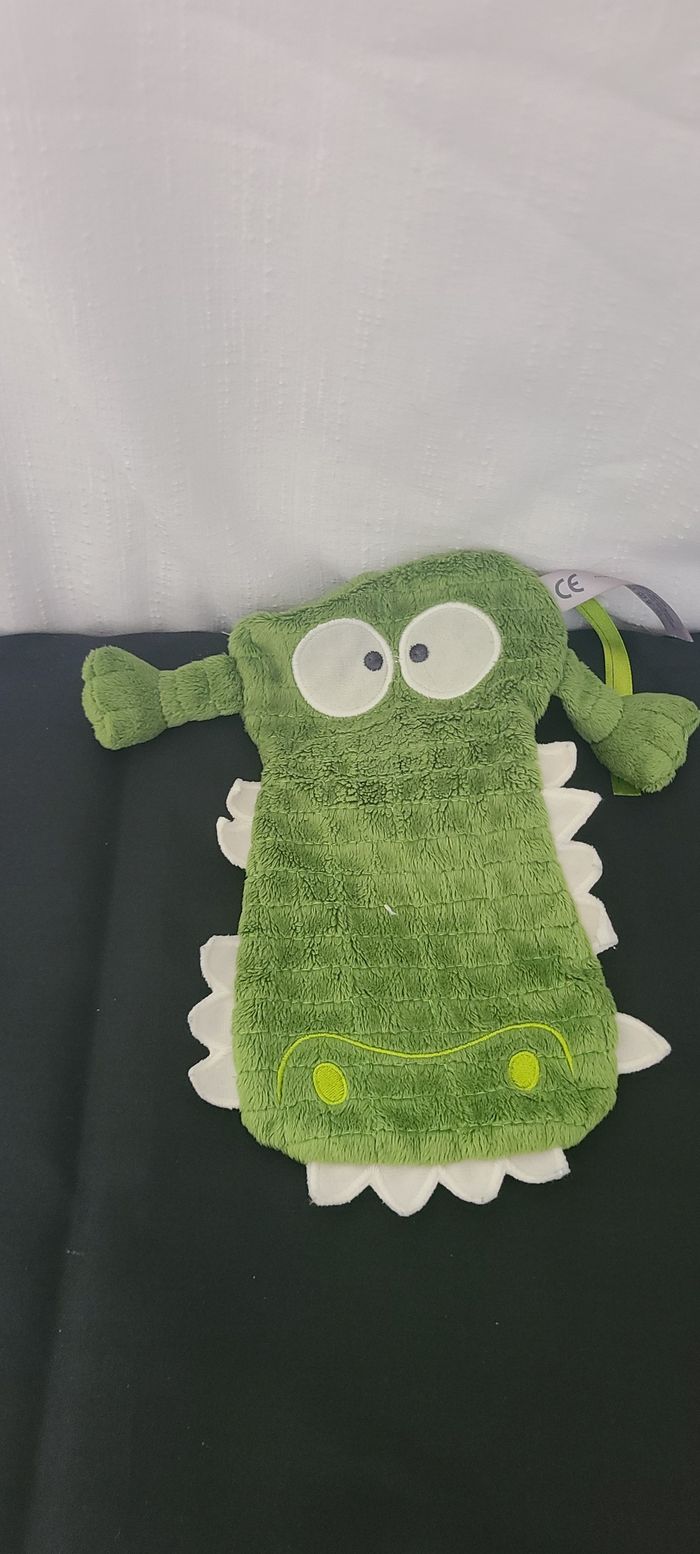 doudou plat crocodile woody