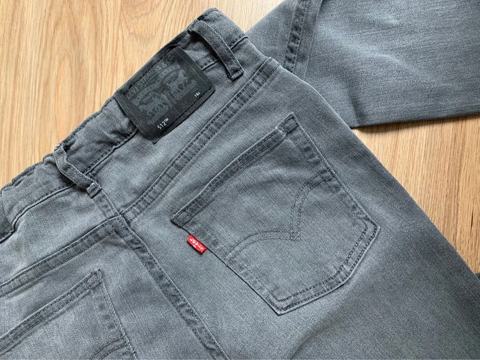 Jean levi’s 512 gris - photo numéro 3