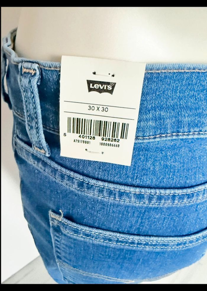 Jean Levi’s 724 Slim Straight – Taille 30/30 – Bleu classique – Neuf avec étiquette - photo numéro 11