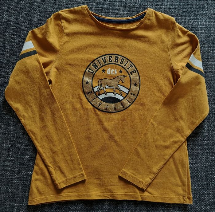 Tee shirt manches longues 

fille 8 ans