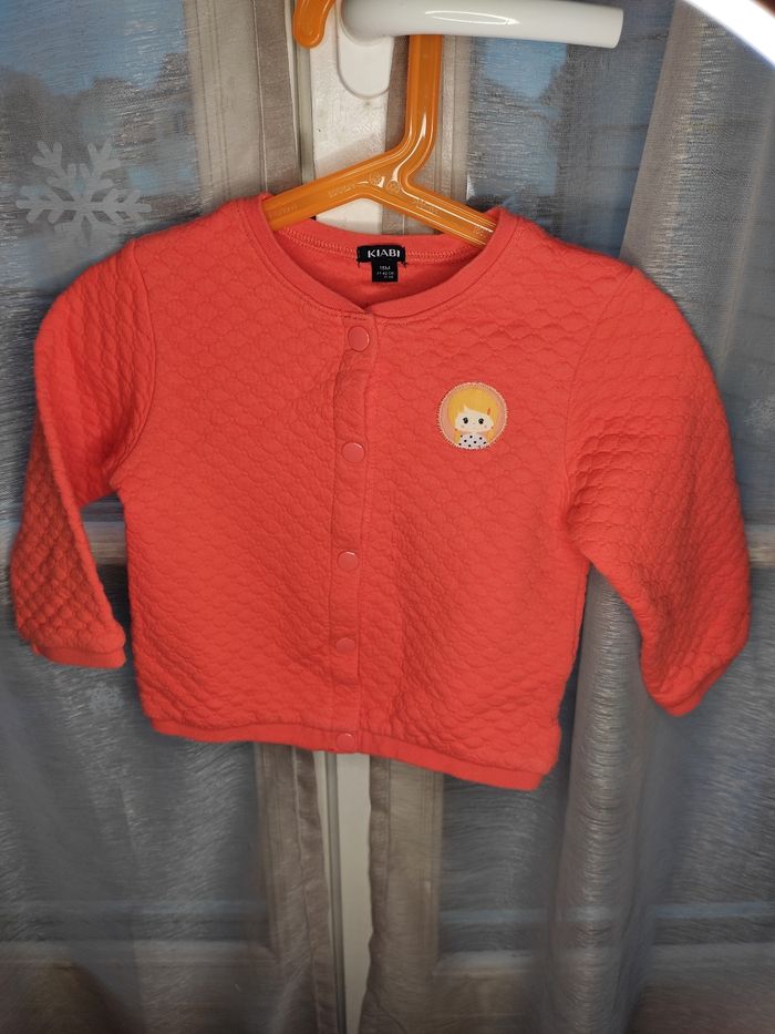 Un lot tee shirt et gilet - photo numéro 4