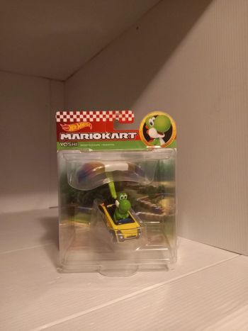 Hotwheel mario kart yoshi parafoil